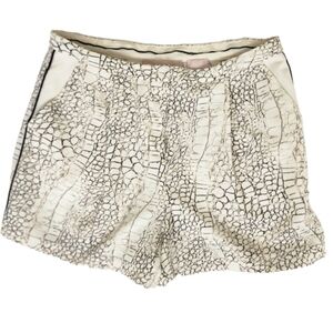 Philosophy plated short